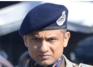 उत्तराखंड: IPS अरुण मोहन जोशी ने ऐसे जाल बिछाकर रंगे हाथ पकड़े घूस लेते दो अधिकारी, मच गया हड़कंप