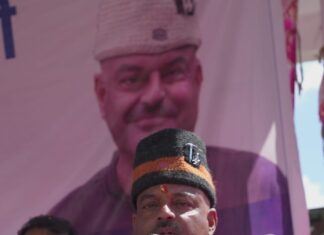 आप के पूर्व अध्यक्ष एस एस कलेर के पुत्र के आकस्मित निधन पर कर्नल कोठियाल ने जताया शोक,रोजगार गारंटी यात्रा को किया स्थगित