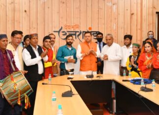 उत्तराखंड में लोक कला एवं लोक संस्कृति को बढ़ावा देने में कलाकारों की अहम भूमिका: सीएम