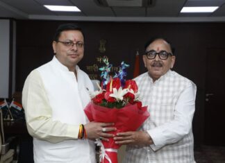 मुख्यमंत्री पुष्कर सिंह धामी ने नई दिल्ली में केंद्रीय मंत्री, भारी उद्योग मंत्रालय महेन्द्र नाथ पाण्डेय से शिष्टाचार भेंट की।