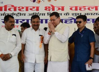 मुख्यमंत्री पुष्कर सिंह धामी ने रविवार को ग्राम वहलना मुजफ्फरनगर, उत्तर प्रदेश में श्री दिगम्बर जैन अतिशय क्षेत्र में अंतर्राष्ट्रीय अहिंसा दिवस के अवसर पर आयोजित वार्षिक मेला एवं रथयात्रा महोत्सव में प्रतिभाग किया।