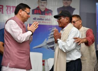 वेटरन सोल्जर्स सम्मान समारोह‘‘ में मुख्यमंत्री ने पूर्व सैनिकों को किया सम्मानित