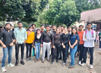 उत्तराखंड में छात्र संगठनों का हल्ला बोल : कहा अंकिता हत्याकांड मैं सीबीआई जांच की मांग ना माने जाने पर अंकिता के गांव से लेकर विवादित पुलकित आर्य के रिजॉर्ट तक तिरंगा यात्रा निकालेंगे