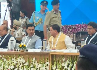 मुख्यमंत्री पुष्कर सिंह धामी ने गुरुवार को हरियाणा के सूरजकुंड में केंद्रीय गृह एवं सहकारिता मंत्री अमित शाह की अध्यक्षता में आयोजित राज्यों के गृह मंत्रियों के चिंतन शिविर में प्रतिभाग किया।