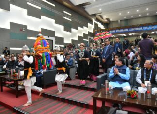 सीएम पुष्कर सिंह धामी ने कर्मचारी संगठनों की मांगों के समयबद्ध निस्तारण के दिये निर्देश समस्याओं के निस्तारण के लिये विभिन्न समितियां बनाने के निर्देश