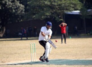 श्री गुरु राम राय विश्वविद्यालय की वार्षिक खेलकूद प्रतियोगिता खेलोत्सव-2022 के तीसरे दिन क्रिकेट, बैडमिंटन, टेबल टैनिस, खो-खो, थ्रो बॉल, कबड्डी बॉलीबाल व बॉस्केटबॉल के मुकाबले खेले गए।