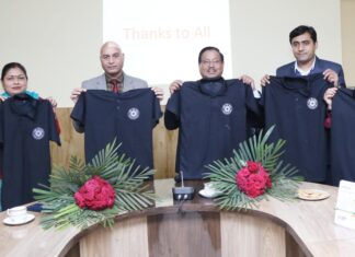 एसजीआरआर विश्वविद्यालय की एनएसएस ईकाई ने स्वंयसेवियों के लिए लाॅच की टी-शर्ट.. सेवा और कर्तव्य का संदेश फैलाकर जनजागरूकता की अलख जगाएंगे एनएसएस स्वयंसेवक