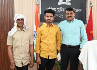 बदमाश के फायर से बाल-बाल बचने के बाद पुत्र ने पिता की मदद से 01 बदमाश को मौके पर दबोचा पढ़िए पूरी खबर