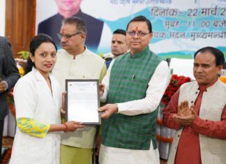 नवरात्रि के अवसर पर प्रदेश की 824 बहनों को मिली स्वास्थ्य कार्यकर्ता के रूप में नियुक्ति मुख्यमंत्री ने मुख्य सेवक सदन में प्रदान किये 187 नियुक्ति पत्र