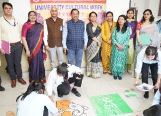 श्री गुरु राम राय विश्वविद्यालय में सांस्कृतिक सप्ताह का आयोजन कुलाधिपति महंत देवेंद्र दास जी महाराज ने कार्यशाला के सफल आयोजन के लिए आयोजकों को शुभकामनाएं प्रेषित की