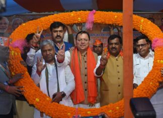 मुख्यमंत्री धामी ने पासवान को पुनः विधायक बनाकर प्रधानमंत्री नरेंद्र मोदी के हाथों को मजबूत करने का आवाहन किया