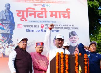 प्रत्येक आयोजन स्थल पर 8 से 10 किलोमीटर की पदयात्रा के साथ नशा मुक्त भारत, एक पेड़ मां के नाम तथा आत्मनिर्भर भारत जैसे जन-जागरूकता अभियानों को भी जोड़कर समाज में सकारात्मक संदेश देने का कार्य किया जा रहा है : धामी