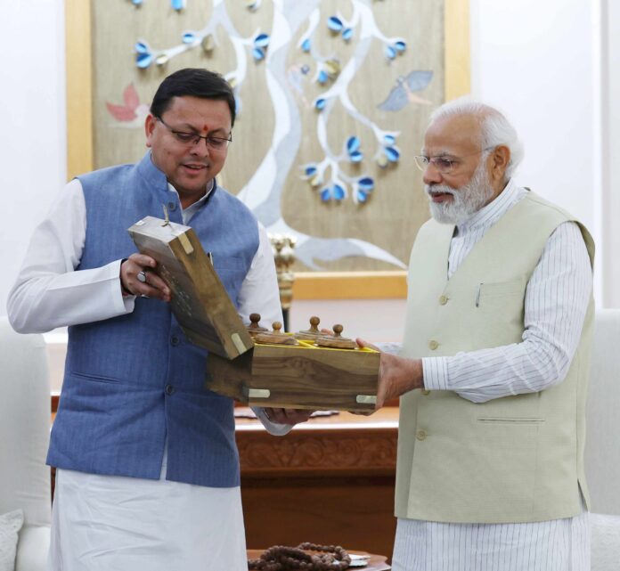 Dhami-with-Modi-scaled