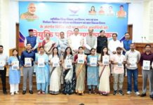 मुख्यमंत्री धामी ने कहा कि राज्य सरकार भी विकसित उत्तराखंड के संकल्प के साथ निरंतर कार्य कर रही है
