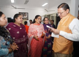मुख्यमंत्री धामी ने संगठनों की समस्याओं एवं मांगों के परीक्षण कर उचित समाधान के दिए निर्देश