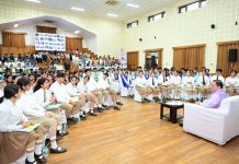 मुख्यमंत्री धामी की पहल को ऐतिहासिक जनसमर्थन, ‘मेरे सपनों का उत्तराखंड’ अभियान में 2.5 लाख से अधिक विद्यार्थियों ने भेजे निबंध